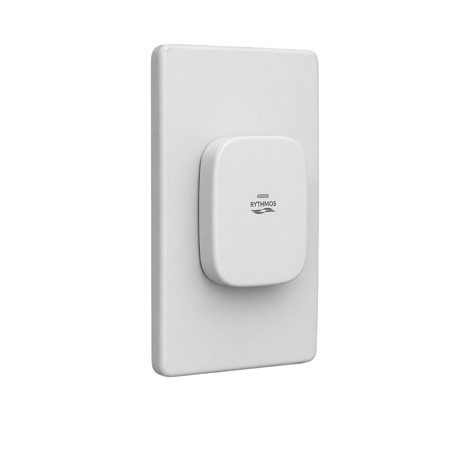 Wireless push button for a visitors